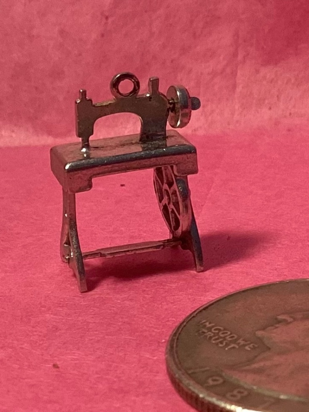 Vintage 1970s Sterling Silver Charm - Sewing Machine